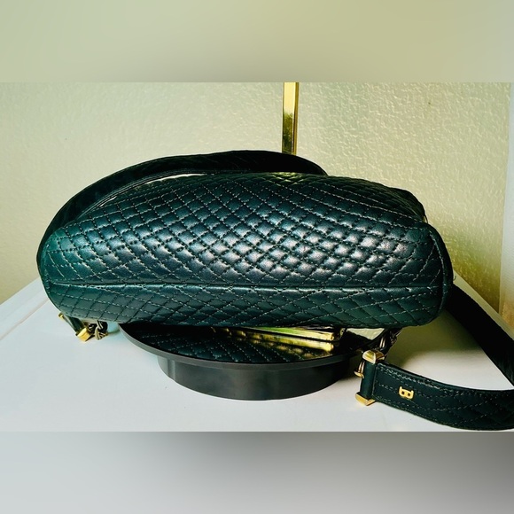 Bally Quilted Lambskin Handbag With Gold B Logo “Host Pick” - Picture 4 of 16